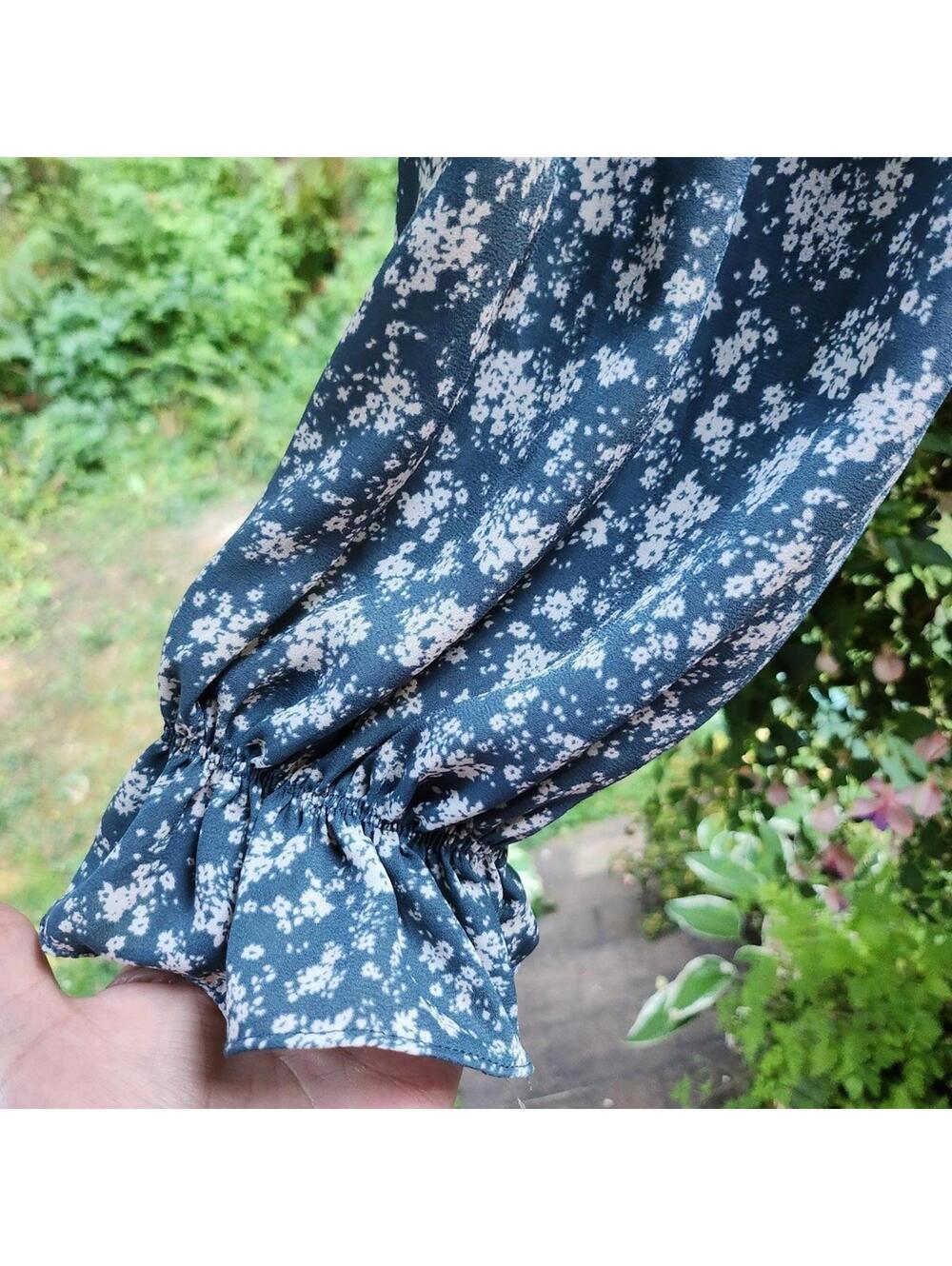 ASTR the Label Floral Print Long Sleeve Tie Front Blouse Top, Size L - Picture 3 of 9